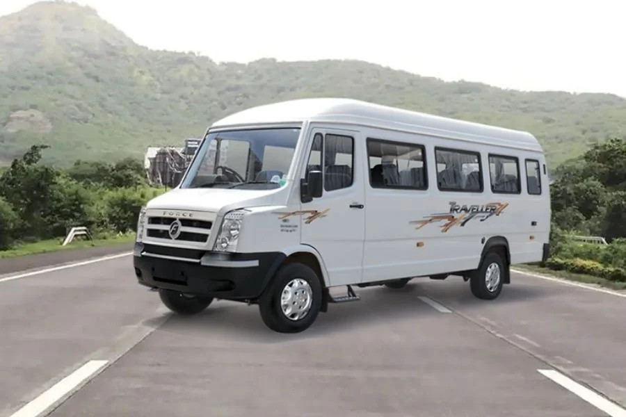 17 Seater Tempo Traveler